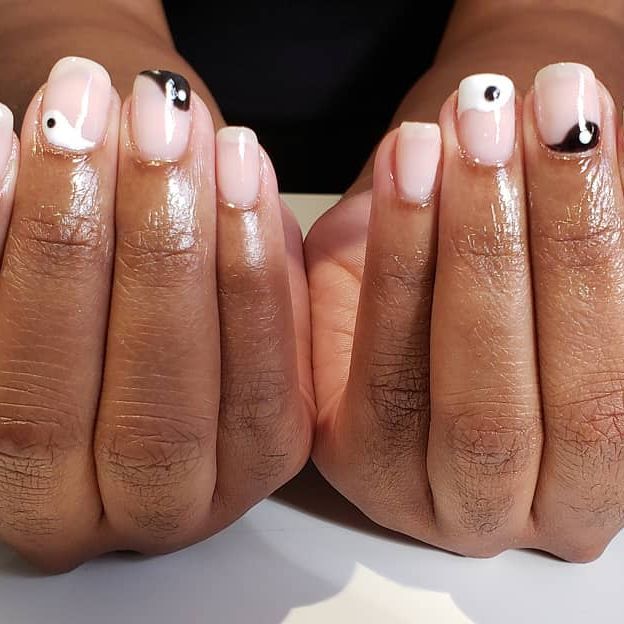 Ying Yang nails